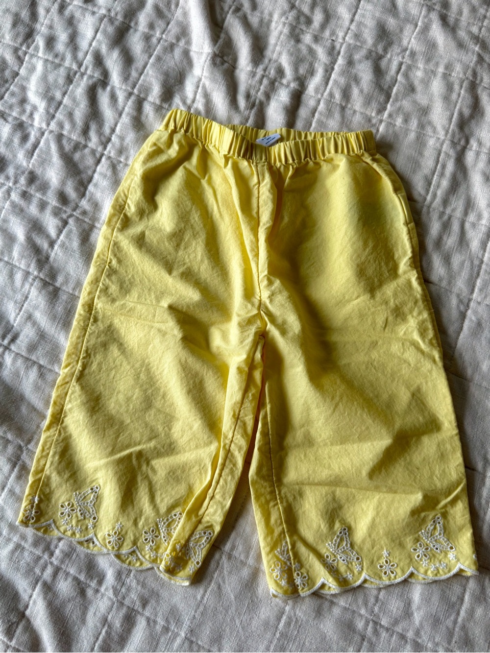 Baby Gap Yellow Eyelet Ruffle Outfit Set 18-24M 100% Cotton - Picture 5 of 10